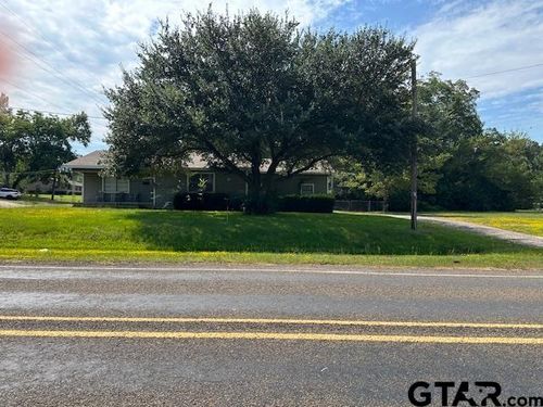 305 S Price St, Troup, TX, 75789-2229 | Card Image