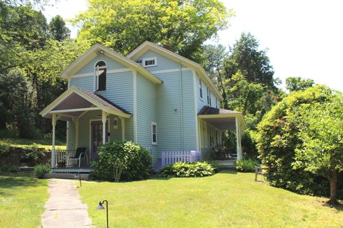 55 Liberty St, Chester, CT, 06412-1116 | Card Image