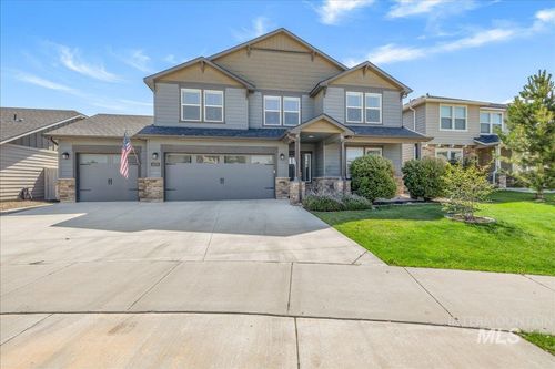 4476 N Glenrock Way, Meridian, ID, 83646-7055 | Card Image