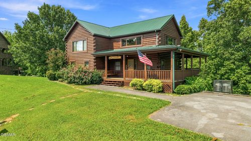 2043 Oakmont Dr, Sevierville, TN, 37876-3406 | Card Image