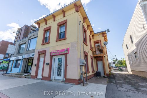 3-288 Montreal Road, Vanier and Kingsview Park, ON, K1L6B9 | Card Image