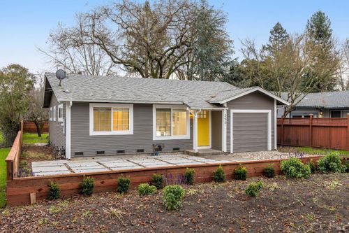 250 Maple Ave, Kenwood, CA, 95452-8057 | Card Image