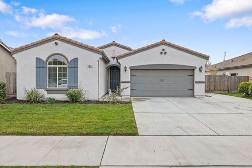 1821 E Arlen Ave, Visalia, CA, 93292-4508 | Card Image
