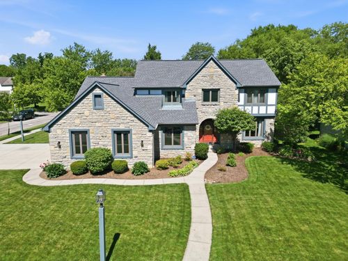 2347 Collins Dr, Worthington, OH, 43085-2804 | Card Image