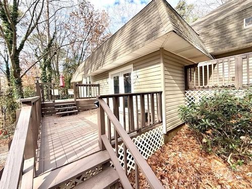 2133 Manawa Ln, Tega Cay, SC, 29708-8522 | Card Image