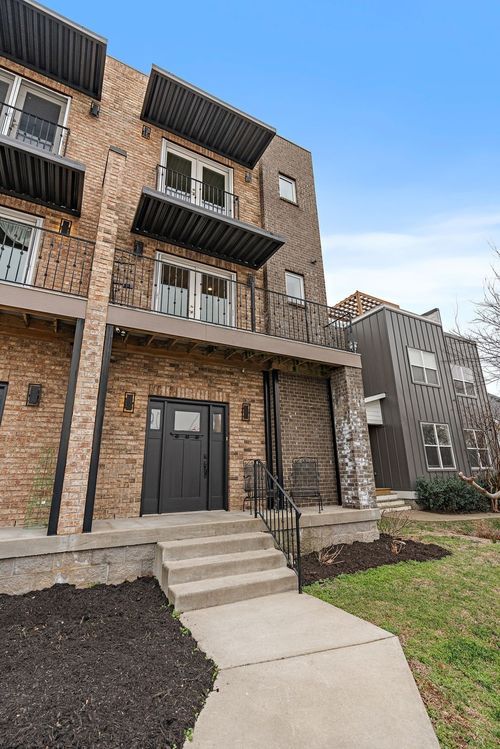 13 N Hill St, Nashville, TN, 37210-3497 | Card Image