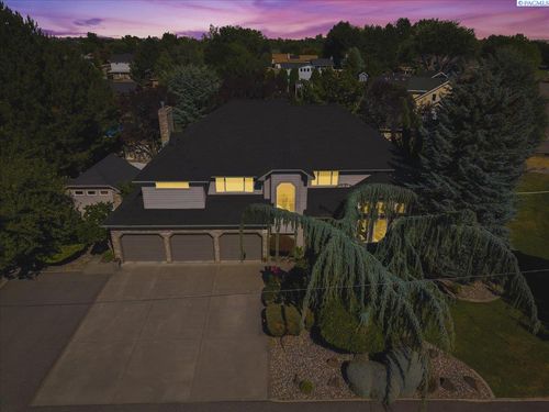 1401 Road 79, Pasco, WA, 99301-1754 | Card Image
