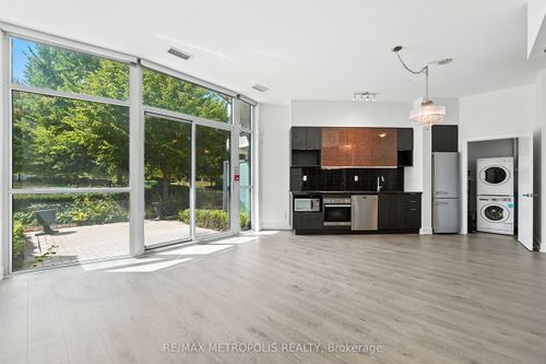 117-99 The Donway W, Toronto, ON, M3C0N8 | Card Image