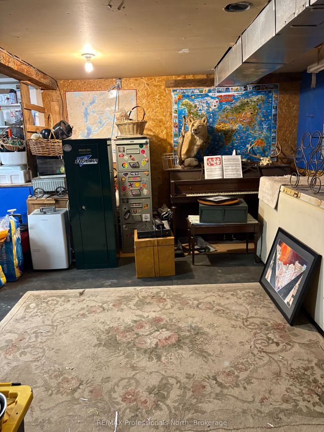 24430 Highway 35 Highway, Home with 2 bedrooms, 1 bathrooms and 4 parking in Lake of Bays ON | Image 39