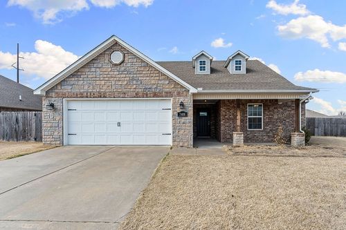 7408 Devonshire Ave, Springdale, AR, 72762-8491 | Card Image