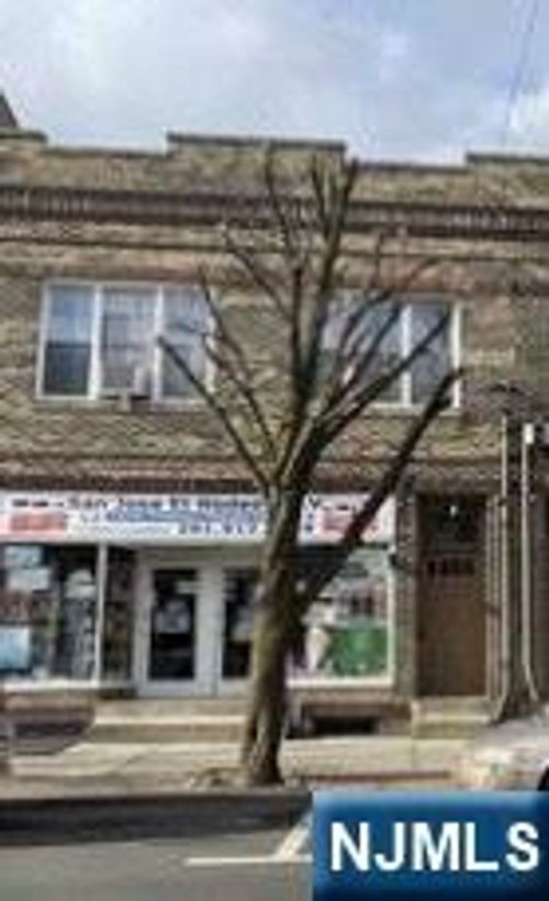 133 Anderson Ave, Fairview, NJ, 07022-2062 | Card Image