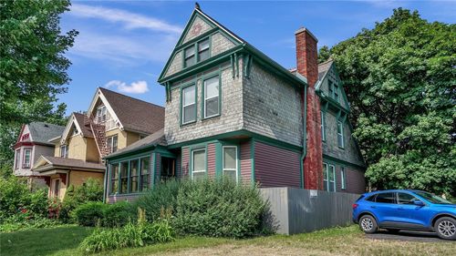 407 Alexander St, Rochester, NY, 14607-1002 | Card Image