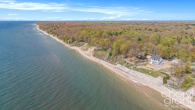 2578 Lakeshore Dr, House other with 3 bedrooms, 4 bathrooms and null parking in Fennville MI | Image 4