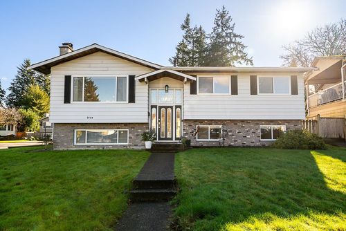 7030 Brewster Dr E, Delta, BC, V4E1V6 | Card Image