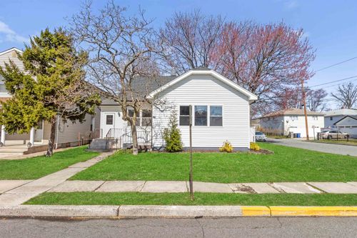 30 Bruno St, Moonachie, NJ, 07074-1107 | Card Image