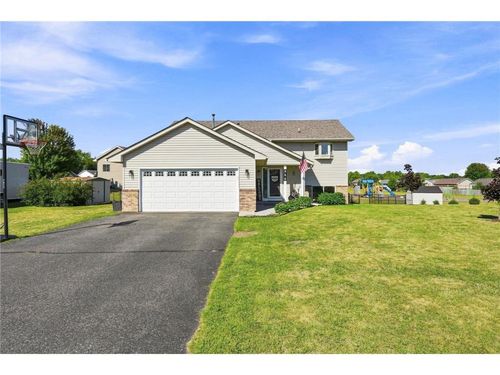 315 Martell St, Somerset, WI, 54025-7582 | Card Image