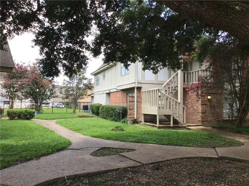 apt-18-30 Cypress Grove Ct, New Orleans, LA, 70131-8956 | Card Image