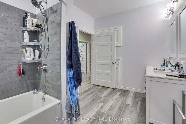 3167 Broadway St, House other with 4 bedrooms, 4 bathrooms and 4 parking in Brooke Alvinston ON | Image 35