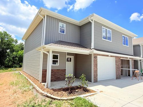18-7860 N Glen Meadow Dr, COLUMBIA, MO, 65202-9887 | Card Image