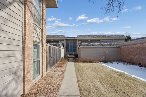 apt-2b-6320 Barrie Rd, Edina, MN, 55435-2237 | Card Image
