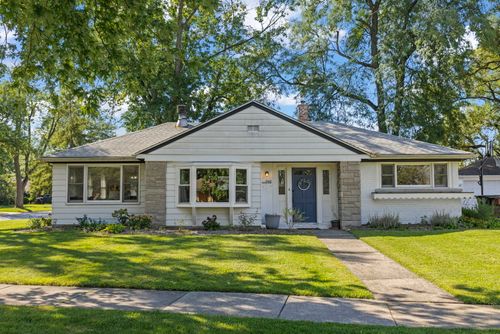 2441 Spruce Rd, Homewood, IL, 60430-1068 | Card Image