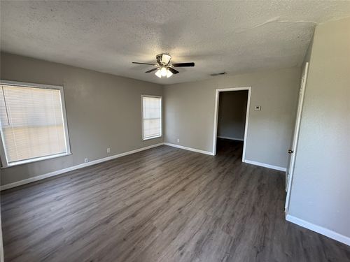 2213 Lea Crest Dr, Dallas, TX, 75216-5706 | Card Image