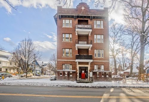 2r-228 Belmont Ave, Springfield, MA, 01108-1688 | Card Image