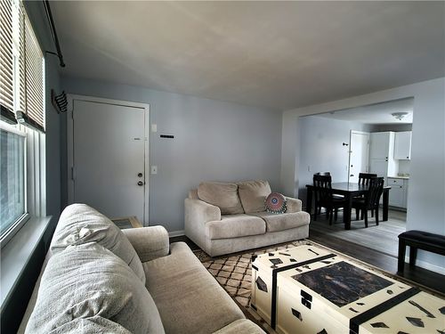 unit-303-70 Carroll Ave, Newport, RI, 02840-6452 | Card Image