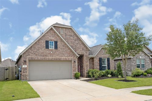 221 Gigi Pl, Alvin, TX, 77511-1192 | Card Image