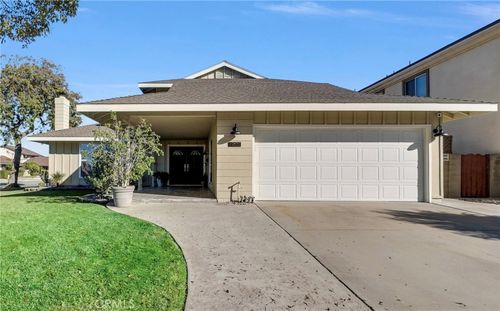 9122 Windsor Cir, Cypress, CA, 90630-2939 | Card Image