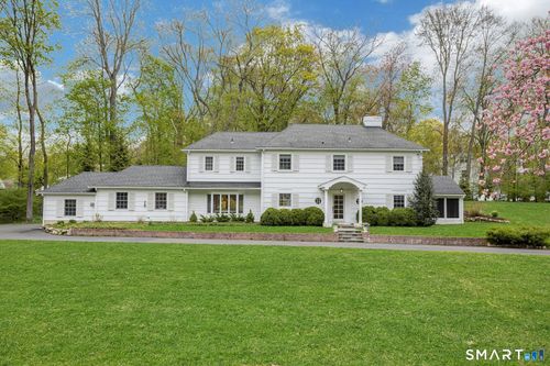 31 Stephanie Ln, Darien, CT, 06820-2722 | Card Image