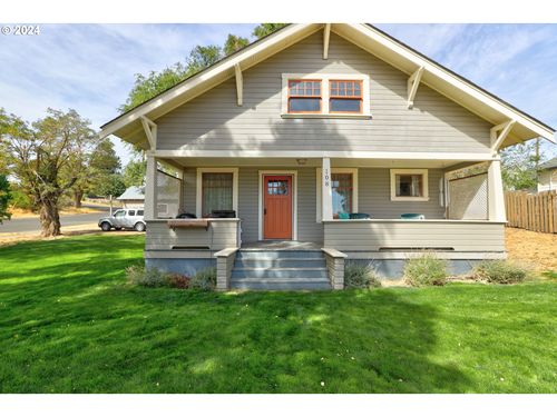 108 Court St, Moro, OR, 97039 | Card Image