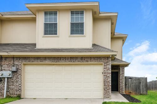 208 Ridgeway Blvd, Weatherford, TX, 76086-3944 | Card Image