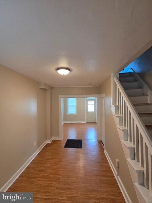 808 E Marion St, LANCASTER, PA, 17602-3117 | Card Image