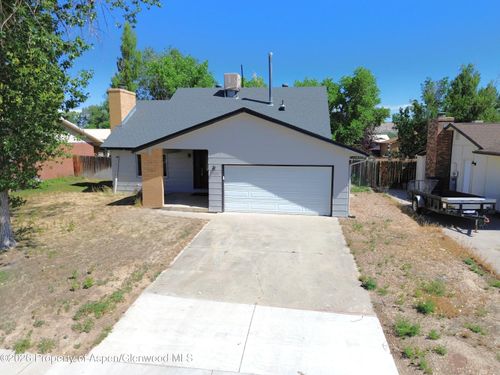1000 Halfturn Rd, Rangely, CO, 81648-2326 | Card Image