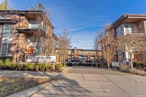 62-15775 Mountain View Dr, Surrey, BC, V3Z0W7 | Card Image