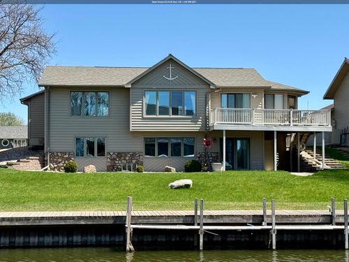 15633 Harbor Dr, Spirit Lake, IA, 51360-7432 | Card Image
