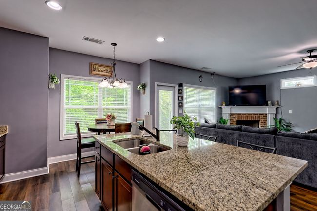 182 Sugar Creek Dr, House other with 3 bedrooms, 3 bathrooms and 2 parking in Cornelia GA | Image 16