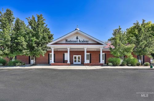 1400 N Park Ln, Eagle, ID, 83616-3322 | Card Image