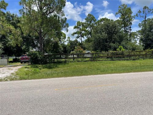 551 Avenida Del Sur, Clewiston, FL, 33440-8633 | Card Image