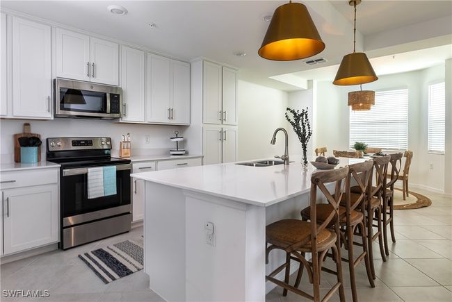 1827 - 43997 Boardwalk Loop, Condo with 2 bedrooms, 2 bathrooms and null parking in Punta Gorda FL | Image 4