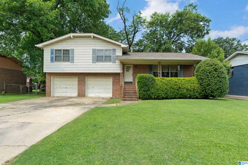85 Merrimont Rd, HUEYTOWN, AL, 35023-2543 | Card Image
