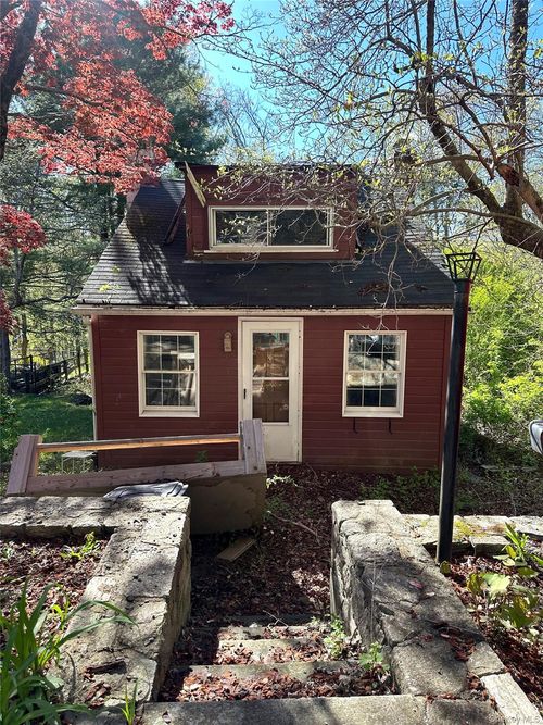 102 Lake Kitchawan Dr, South Salem, NY, 10590-2730 | Card Image