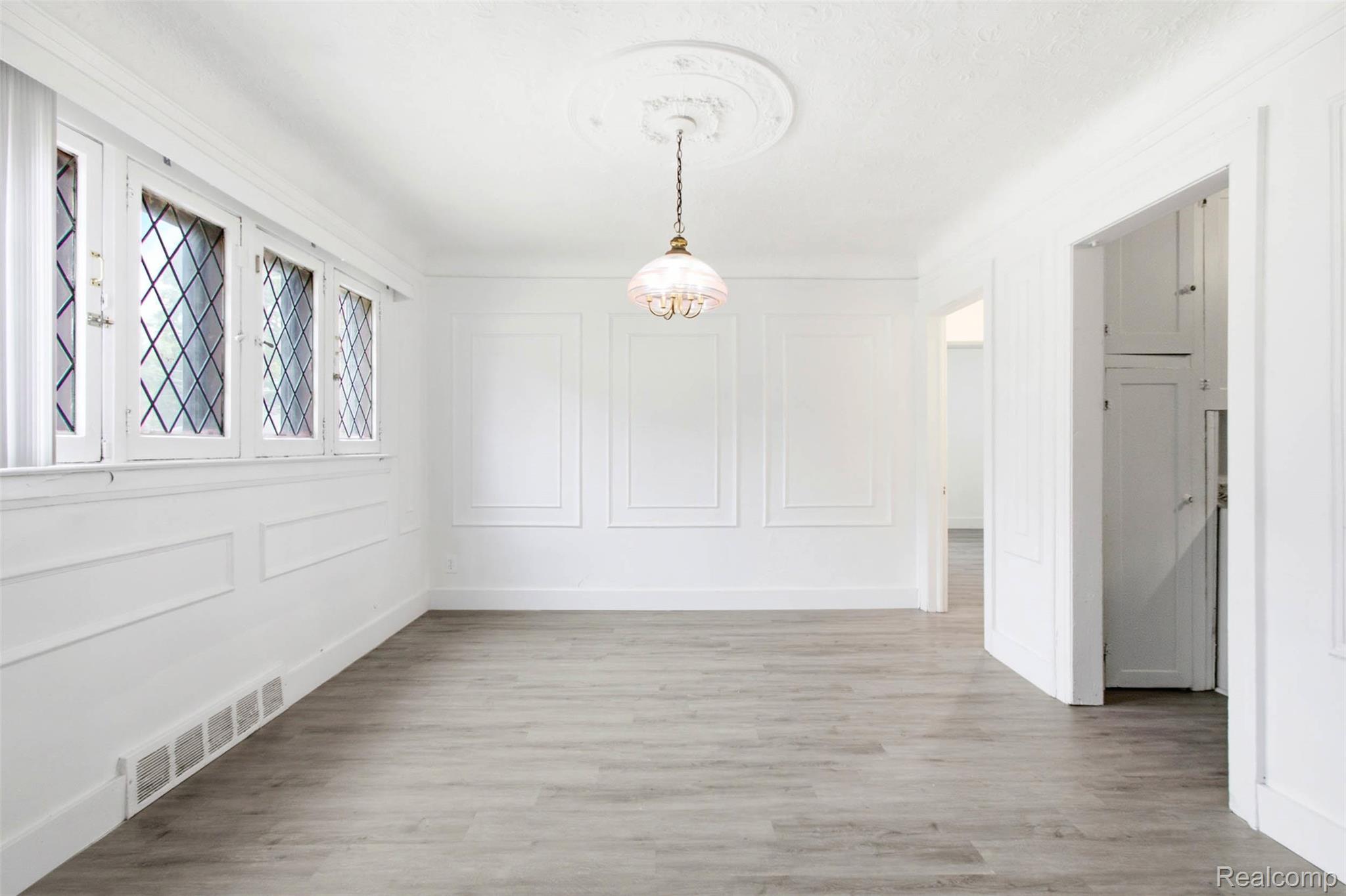 Residential Lease in Detroit 3