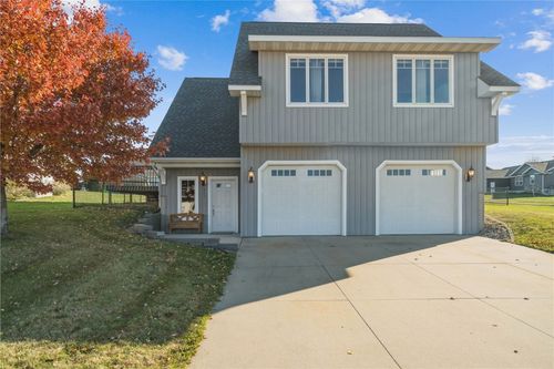 403 Chamber Dr, Anamosa, IA, 52205-2168 | Card Image