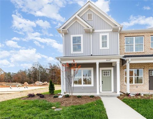 4647 Central Park Ave, Greensboro, NC, 27407 | Card Image