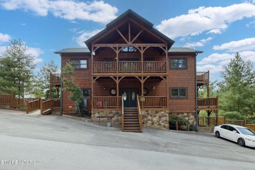 780 Park Vista Way, Gatlinburg, TN, 37738 | Card Image