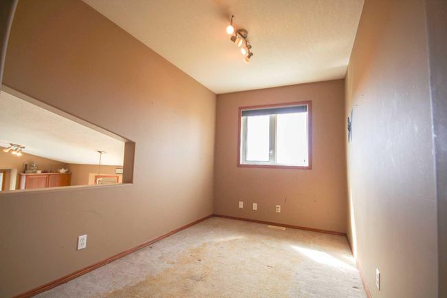 323 Highland Circle, House other with 3 bedrooms, 3 bathrooms and 4 parking in Strathmore AB | Image 11