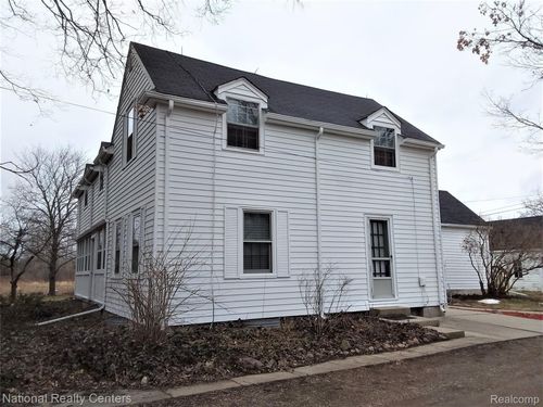 60001 E 8 Mile Rd, South Lyon, MI, 48178-9654 | Card Image