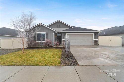 2799 W Midnight Dr, Kuna, ID, 83634-3014 | Card Image